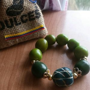 2018 New Fashion handmade COLOMBIAN bracelet